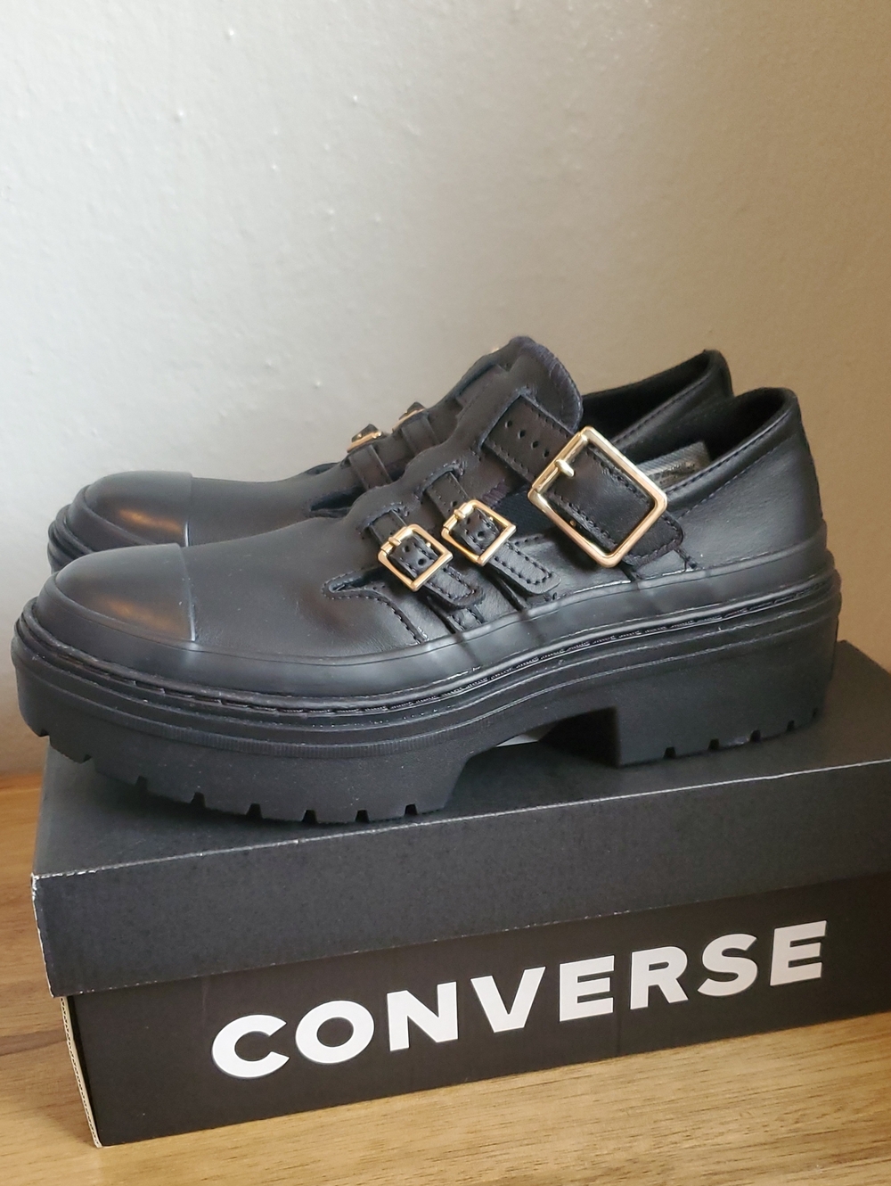 Converse Chuck Taylor All Star Lugged Heel Mary Jane Triple Black Womens 8